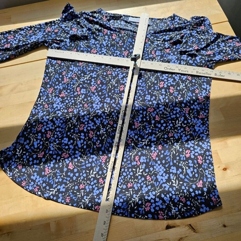 Susan Graver Comfort Stretch Knit Ruffle Sz M Floral Print Pullover Top Blouse - Picture 2 of 8